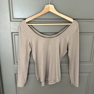 Uniqlo Mame Kurogouchi HEATTECH Ballet Neck T-Shirt